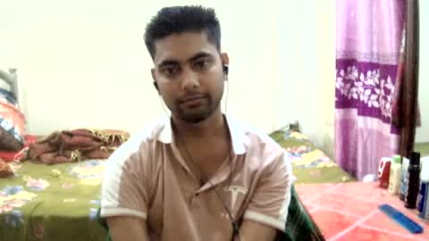 Snapshot of birbikrom104 chatting on 16, 6, 2026 birbikrom104 online show from 16, 6, 2026
