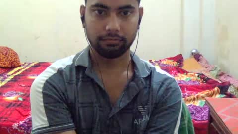 Snapshot of birbikrom104 chatting on 26, 6, 2026 birbikrom104 online show from 26, 6, 2026