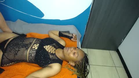 Snapshot of blacckandwhitte chatting on 13, 12, 2024 blacckandwhitte online show from 13, 12, 2024