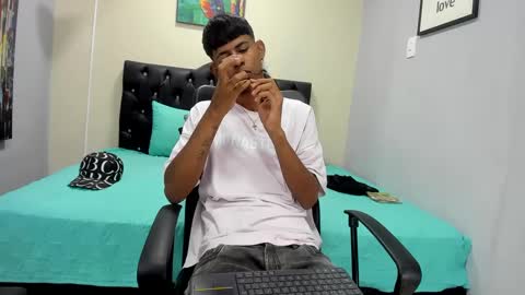 boy online show from 1, 3, 2025