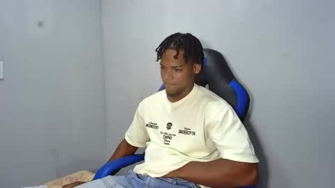 Snapshot of black_dicck chatting on 5, 5, 2026 tu morenito online show from 5, 5, 2026