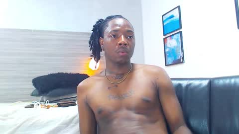 Snapshot of black_fire10 chatting on 5, 10, 2025 Fireeee online show from 5, 10, 2025