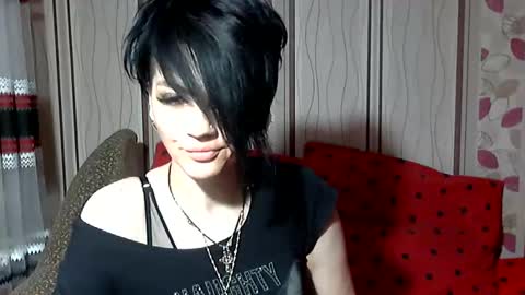 Snapshot of black_hot_01 chatting on 19, 12, 2024 black_hot_01 online show from 19, 12, 2024