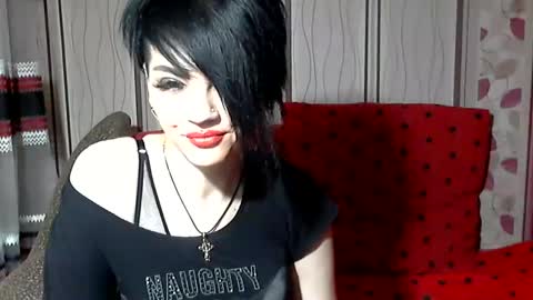 Snapshot of black_hot_01 chatting on 25, 12, 2024 black_hot_01 online show from 25, 12, 2024