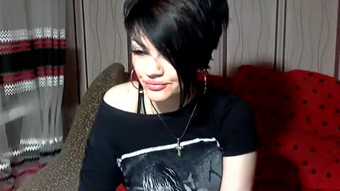 Snapshot of black_hot_01 chatting on 7, 2, 2025 black_hot_01 online show from 7, 2, 2025