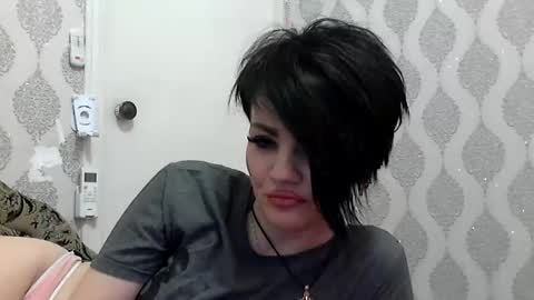 Snapshot of black_hot_01 chatting on 12, 2, 2025 black_hot_01 online show from 12, 2, 2025