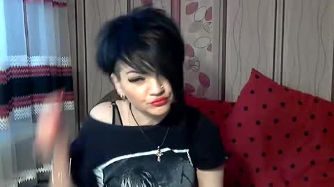 Snapshot of black_hot_01 chatting on 5, 3, 2025 black_hot_01 online show from 5, 3, 2025
