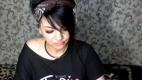 Snapshot of black_hot_01 chatting on 11, 9, 2025 black_hot_01 online show from 11, 9, 2025