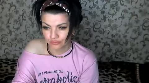 Snapshot of black_hot_01 chatting on 27, 9, 2025 black_hot_01 online show from 27, 9, 2025