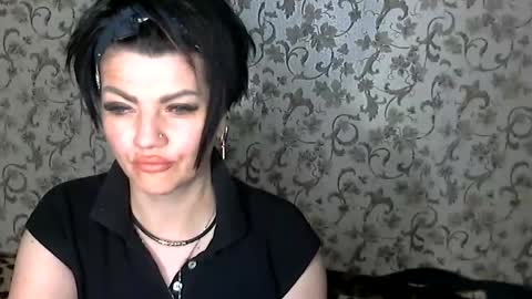 Snapshot of black_hot_01 chatting on 2, 10, 2025 black_hot_01 online show from 2, 10, 2025