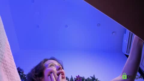 Jenny online show from 26, 12, 2024