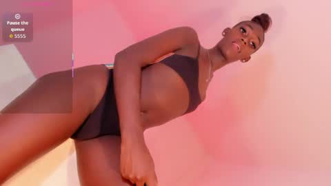 Snapshot of black_kimberly chatting on 31, 5, 2026 black_kimberly online show from 31, 5, 2026