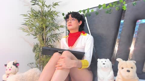Snapshot of black_rose02 chatting on 31, 1, 2025 B L A C K R O S E online show from 31, 1, 2025