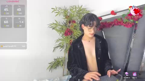 Snapshot of black_rose02 chatting on 12, 3, 2025 B L A C K R O S E online show from 12, 3, 2025