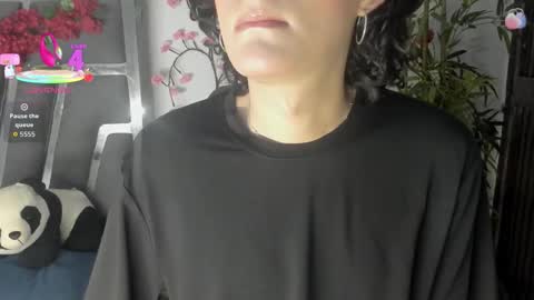 Snapshot of black_rose02 chatting on 10, 9, 2025 B L A C K R O S E online show from 10, 9, 2025