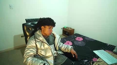 black_tentationx online show from 4, 2, 2025