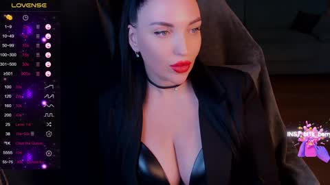 blackberry_star online show from 12, 12, 2024