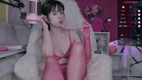 Snapshot of blackberrybae chatting on 6, 10, 2025 Berry online show from 6, 10, 2025