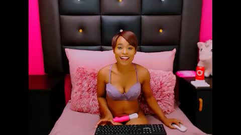 Snapshot of blackdynastyx chatting on 13, 12, 2024 Candy online show from 13, 12, 2024