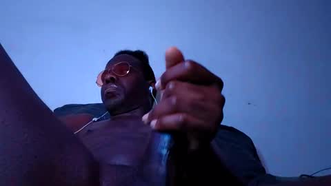 Snapshot of blackfrance44 chatting on 11, 12, 2024 blackfrance44 online show from 11, 12, 2024