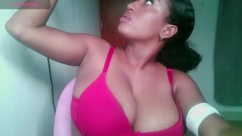 Shophie White online show from 8, 7, 2026