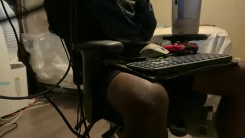 Snapshot of blackjag107 chatting on 28, 9, 2025 blackjag107 online show from 28, 9, 2025