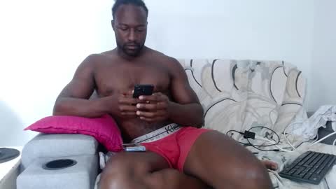 Snapshot of blacknikes chatting on 1, 2, 2026 Twtter 1MikeBeckford Onlyfns beckfordmike online show from 1, 2, 2026