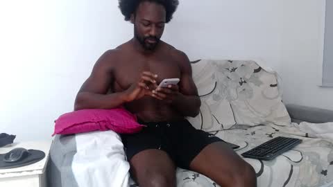 Snapshot of blacknikes chatting on 26, 2, 2026 Twtter 1MikeBeckford Onlyfns beckfordmike online show from 26, 2, 2026