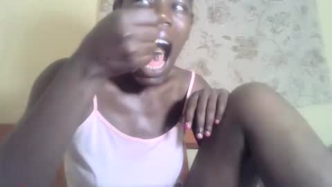 Snapshot of blacksexygal chatting on 17, 2, 2025 SARAH online show from 17, 2, 2025