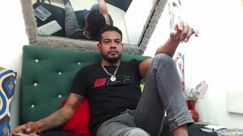 Snapshot of blade_foxx chatting on 7, 1, 2025 Richard online show from 7, 1, 2025