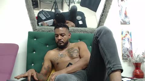 Snapshot of blade_foxx chatting on 25, 1, 2025 Richard online show from 25, 1, 2025