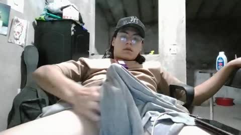 Snapshot of blade_sensual chatting on 20, 6, 2026 blade_sensual online show from 20, 6, 2026