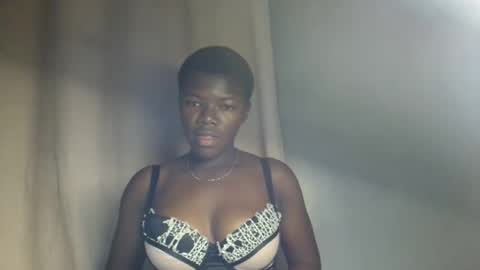 Snapshot of blair_sue chatting on 12, 5, 2026 love online show from 12, 5, 2026