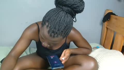 Snapshot of blair_sue chatting on 8, 7, 2026 love online show from 8, 7, 2026