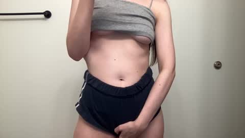 Snapshot of blairbabexxx chatting on 9, 7, 2026 blairbaby online show from 9, 7, 2026