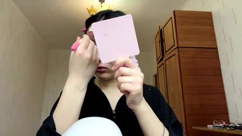 Mila online show from 13, 3, 2026