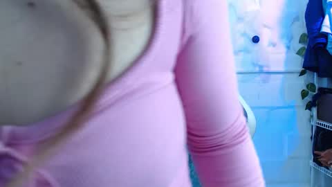   online show from 17, 10, 2025