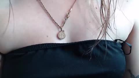   online show from 26, 11, 2025