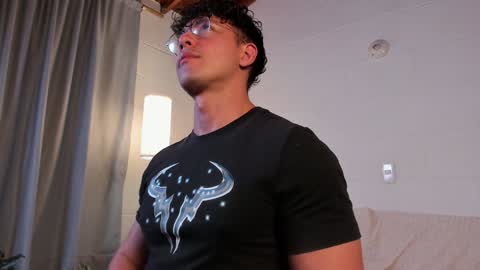 Blake Levi  Independent Model online show from 2, 1, 2025