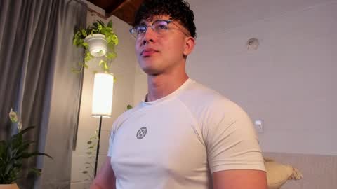 Blake Levi  Independent Model online show from 8, 2, 2025