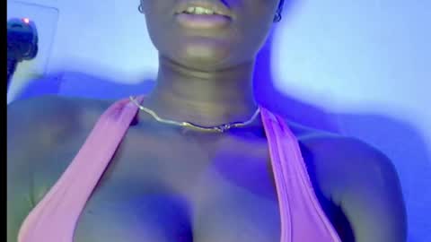 nikky00 online show from 19, 4, 2026