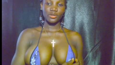 Snapshot of blaq_melanin chatting on 30, 4, 2026 nikky00 online show from 30, 4, 2026
