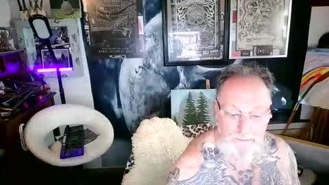 blindsurfer780299 online show from 6, 11, 2025