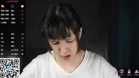 Snapshot of blissfulvibes chatting on 3, 10, 2025 Sara online show from 3, 10, 2025