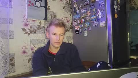 blond_boy69 online show from 18, 1, 2026