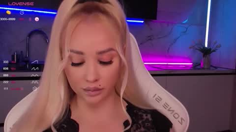 Lana online show from 16, 10, 2025