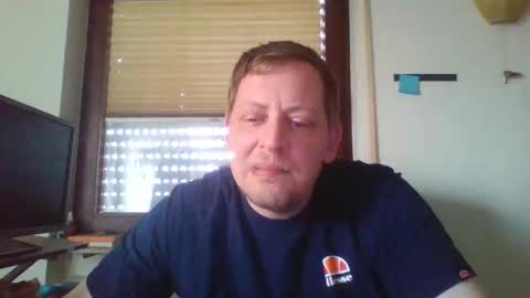 blonde32m online show from 10, 2, 2025