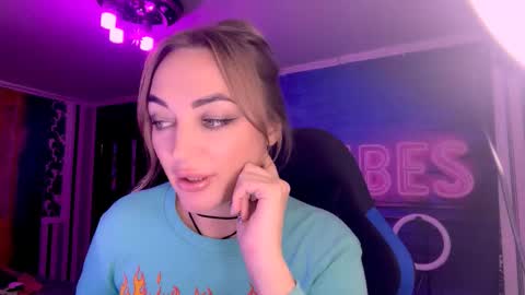 Meryem online show from 10, 10, 2025