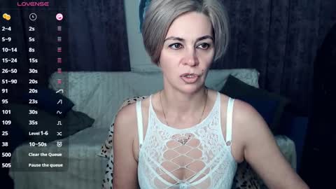 Snapshot of blondemommy_77 chatting on 20, 12, 2024 Lola online show from 20, 12, 2024