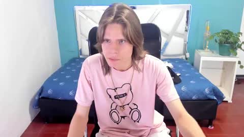 Snapshot of blondie_lover69 chatting on 21, 1, 2025 Maleeth online show from 21, 1, 2025